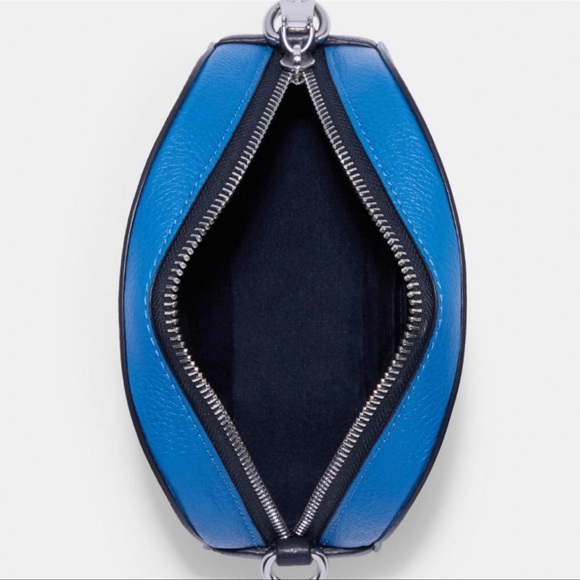 Coach x peanuts mini Serena crossbody 💝💝😍 - Picture 4 of 9